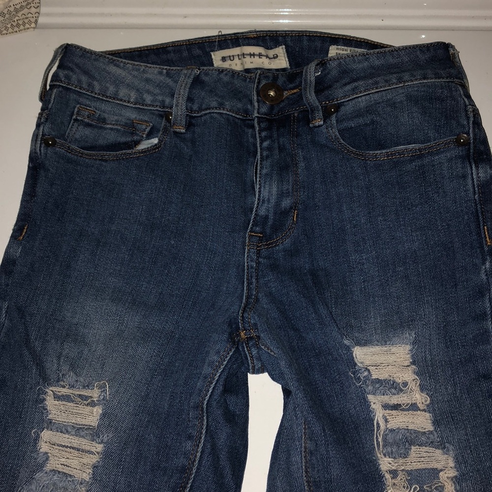 ripped skinny jeans